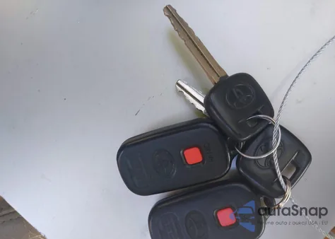 2005 Toyota Camry Le из США, поврежденный, VIN 4T1BE30K65U592500